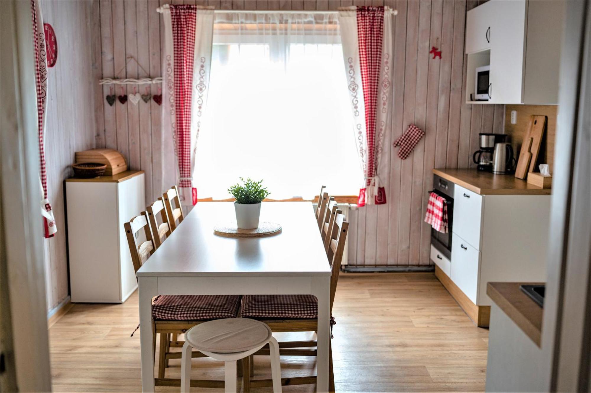 Pod Stromy Villa *